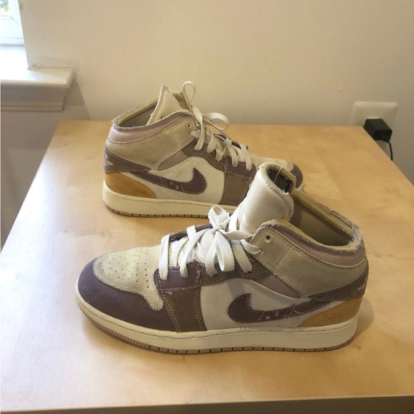 Nike Jordan 1 Mid SE Craft Inside Out - Picture 2 of 7
